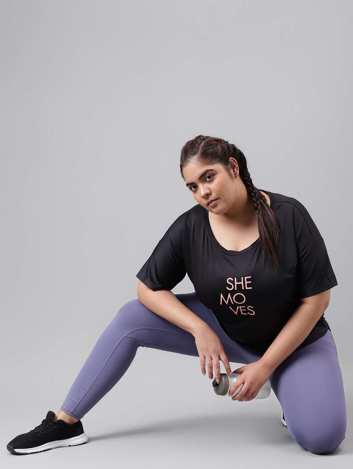 women black typographic round neck t-shirt - 21762564 -  Standard Image - 4