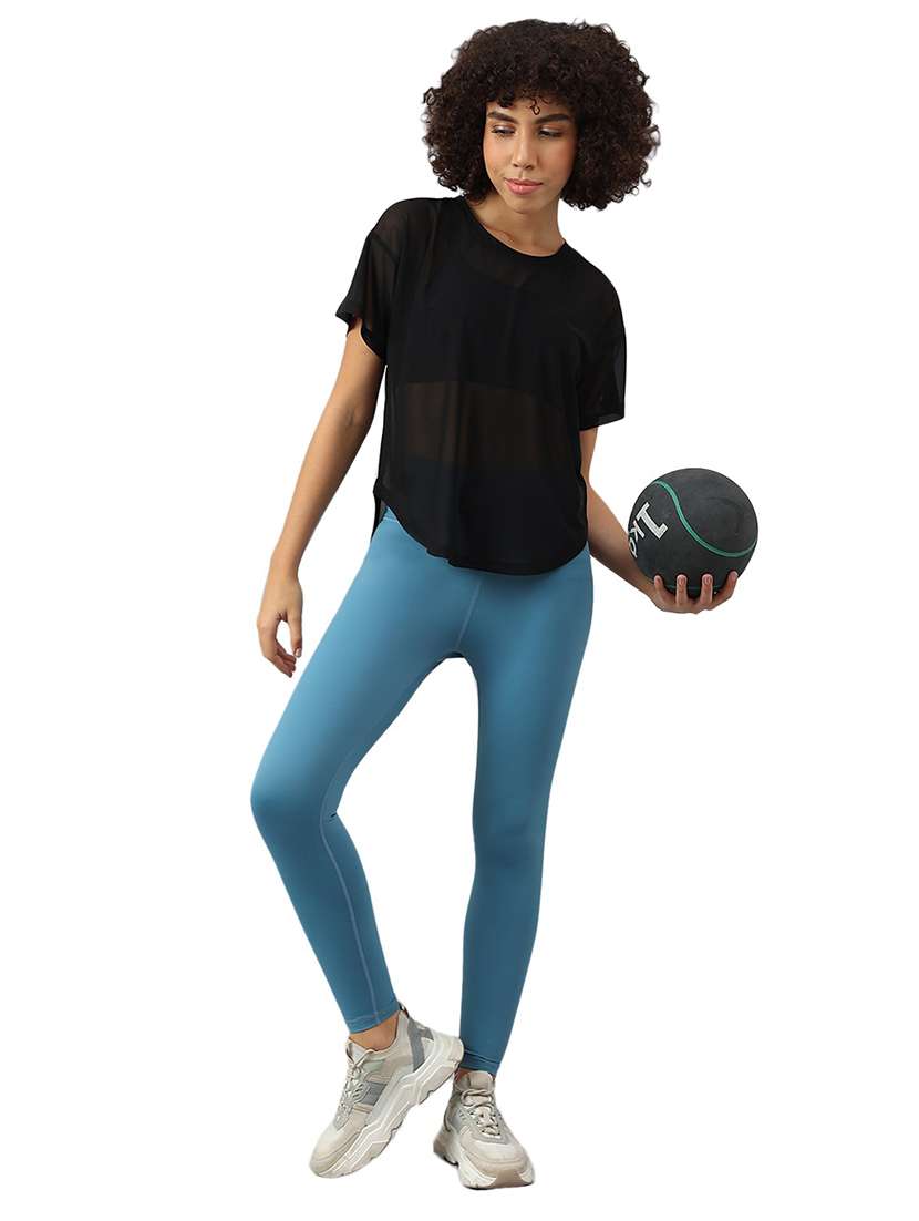 women solid relaxed fit dri-fit t-shirt - 21762929 -  Standard Image - 4