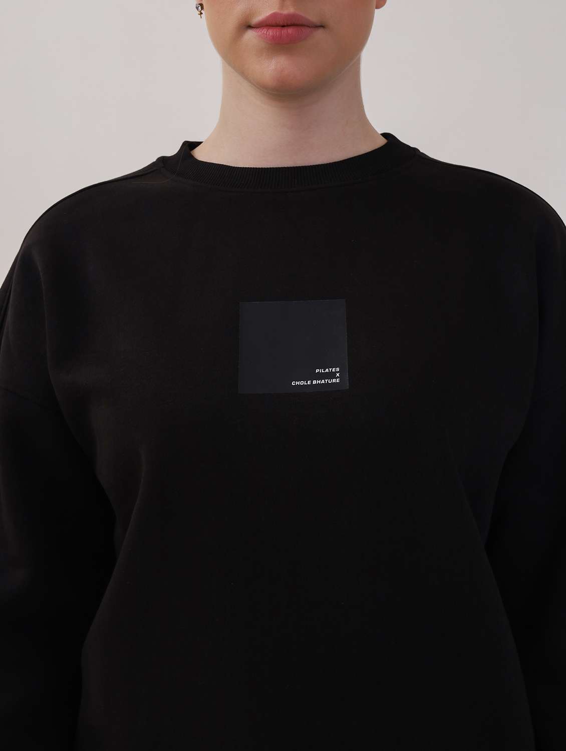 women solid long sleeve oversized sweatshirt - 21764137 -  Standard Image - 4