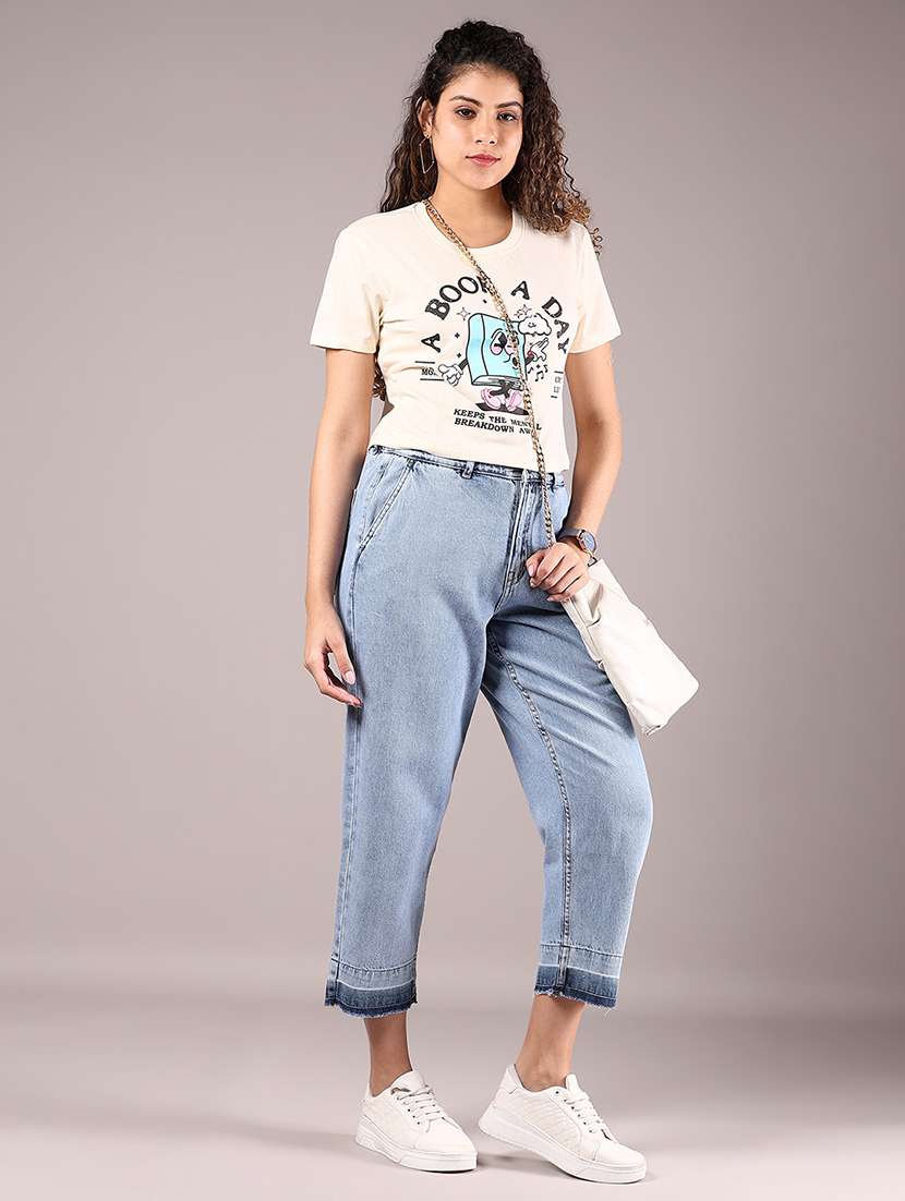 women printed short sleeve regular fit crop t-shirt - 21764290 -  Standard Image - 4