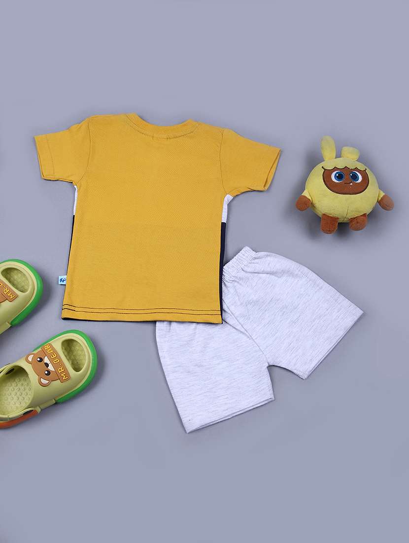 boys color block short sleeve short & t-shirt set - 21764592 -  Standard Image - 1