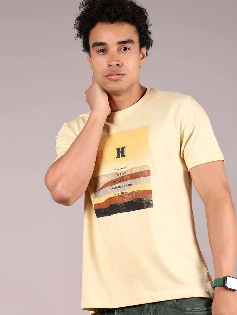 men front print round neck regular fit t-shirt - 21765352 -  Standard Image - 1