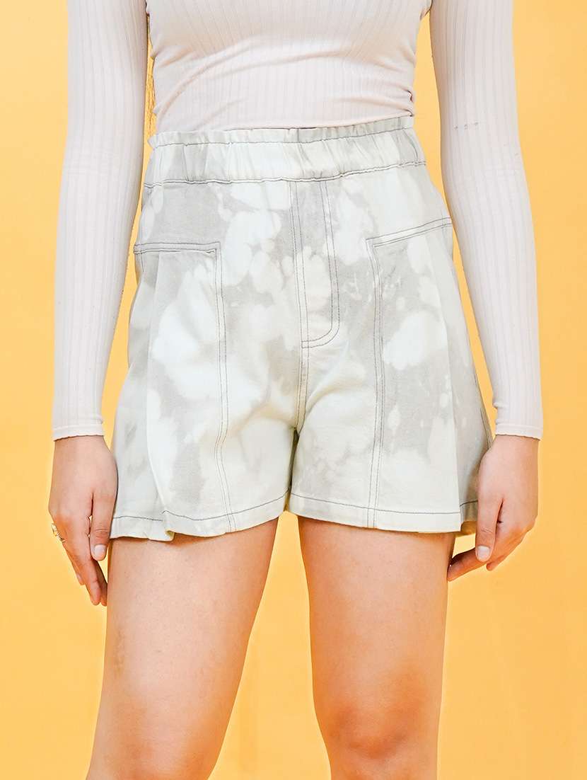 women tie & dye mid rise denim shorts 