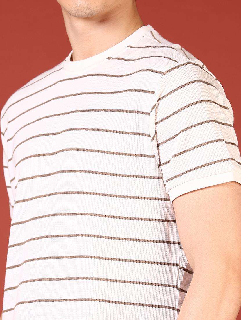 men off white short sleeve regular fit t-shirt - 21765595 -  Standard Image - 4