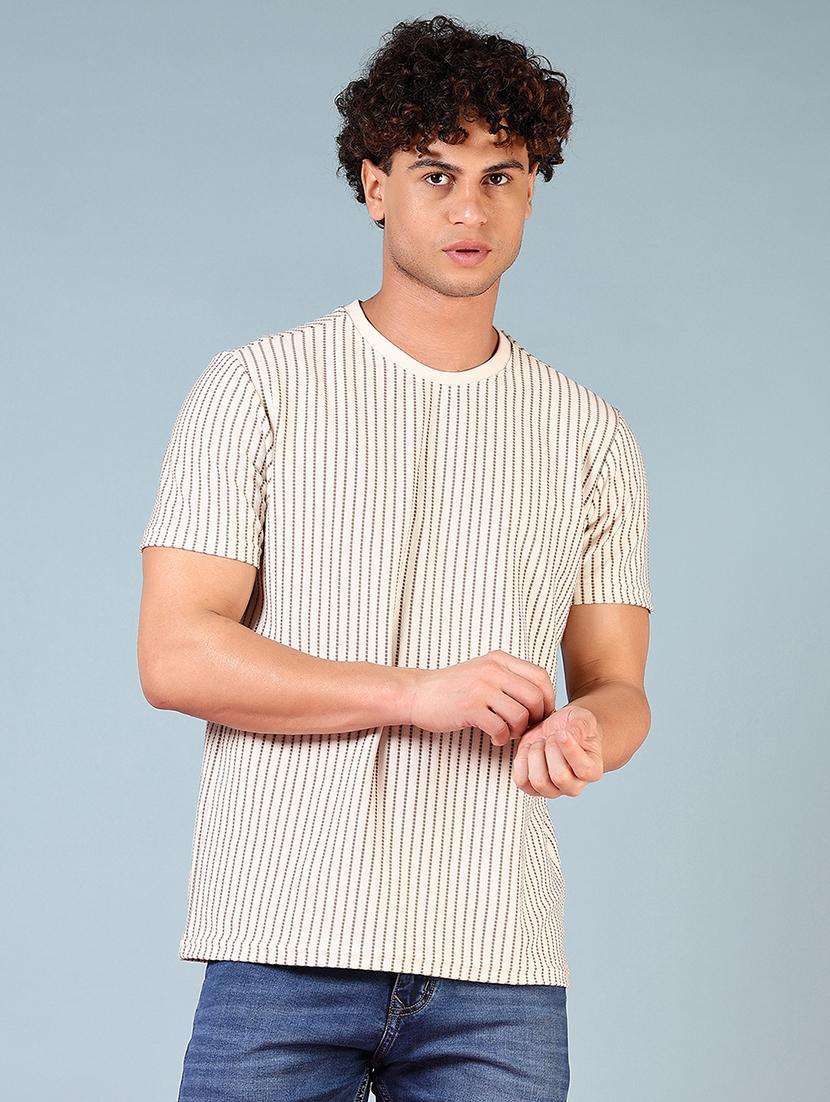 men white short sleeve regular fit t-shirt - 21765596 -  Standard Image - 1