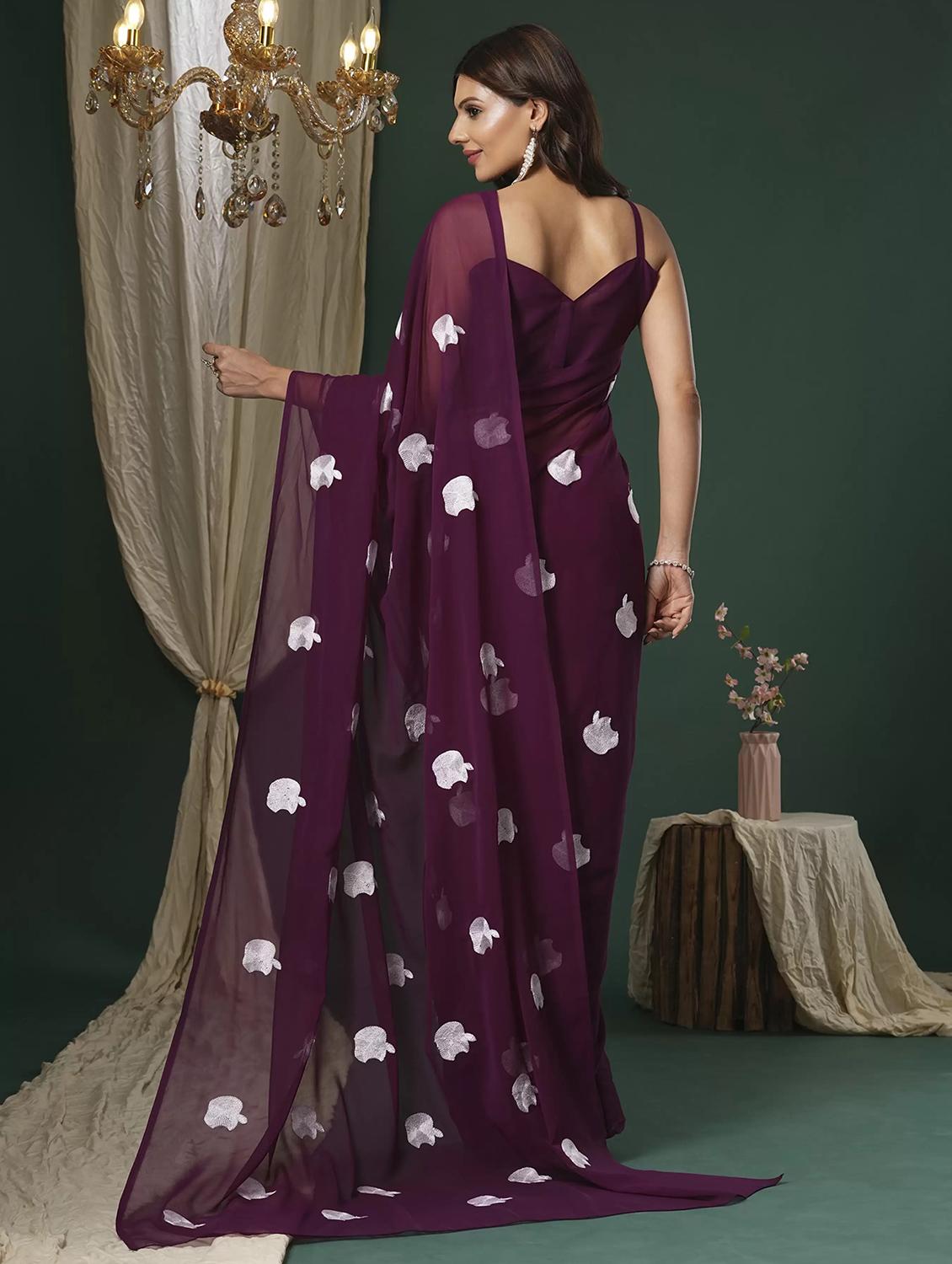 women purple embroidered saree with blouse - 21766135 - Standard Image - 1