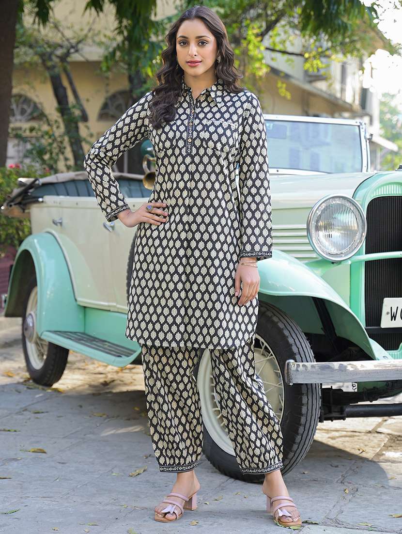 women printed ethnic co-ord set