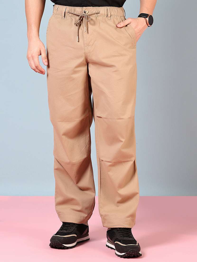 men mid rise solid parachute pant