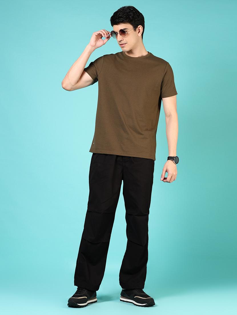 men solid mid rise relaxed fit chinos - 21766270 - Standard Image - 4
