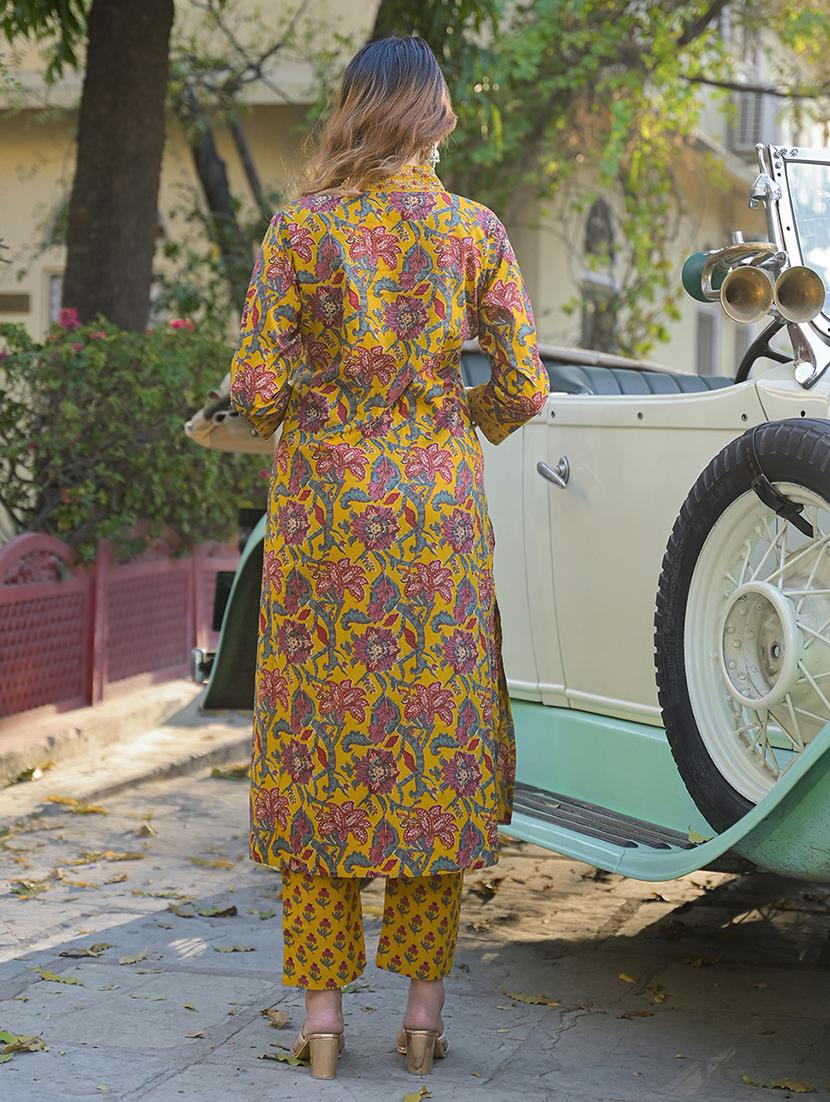 women three quarter sleeve kurta pant with dupatta set - 21766300 - Standard Image - 4