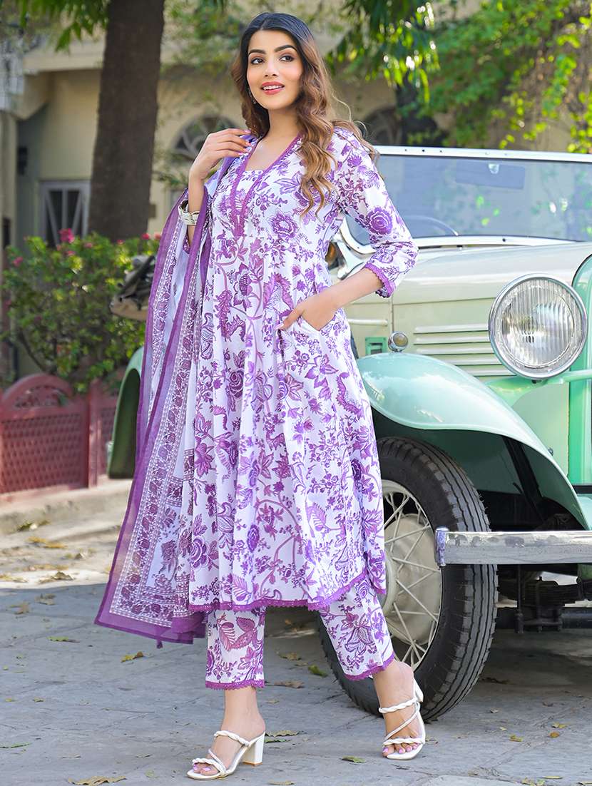 women three quarter sleeve kurta pant with dupatta set
