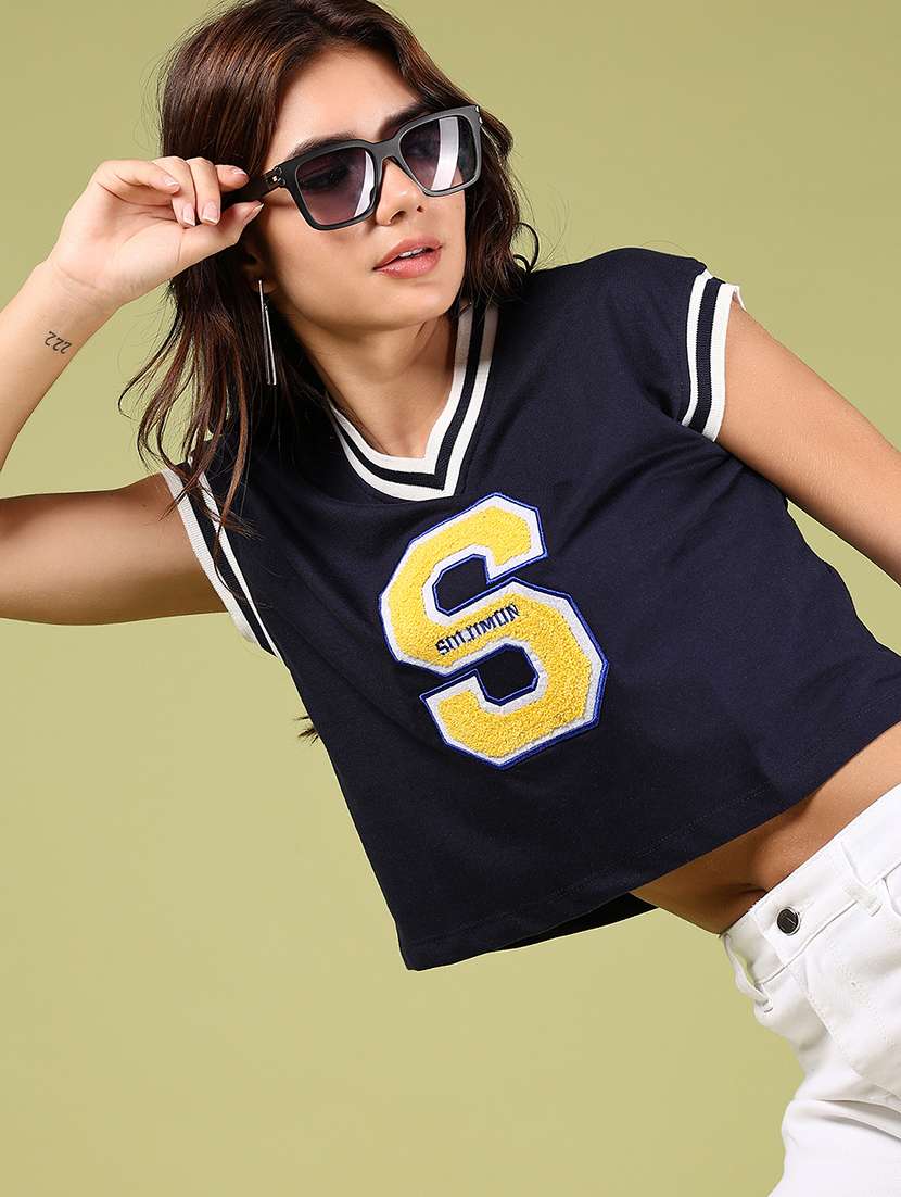 women typographic sleeveless crop t-shirt