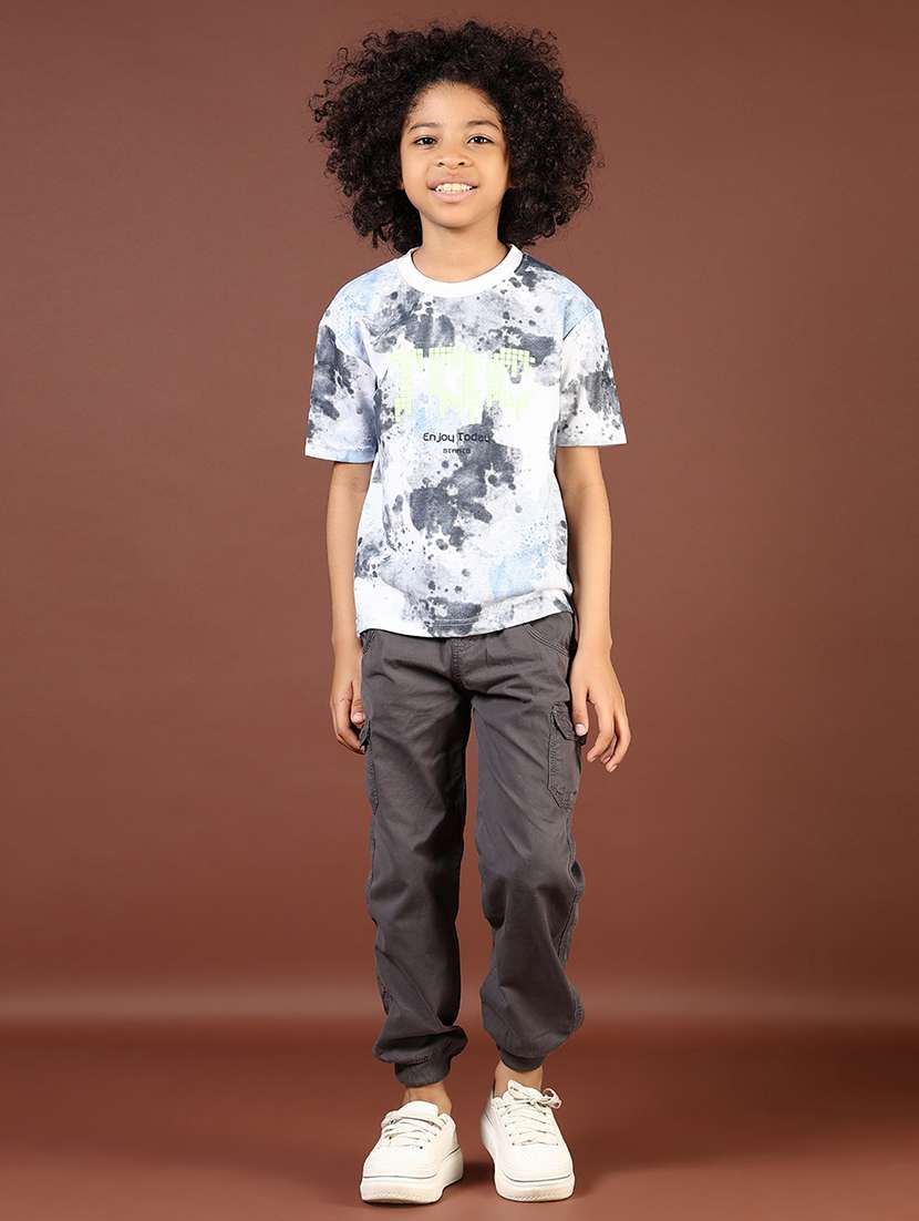 boys solid mid rise relaxed fit cargo - 21766509 -  Standard Image - 4