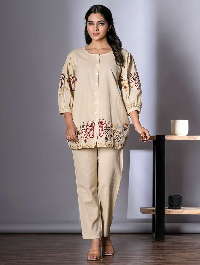 women three quarter sleeve ethnic co-ord set