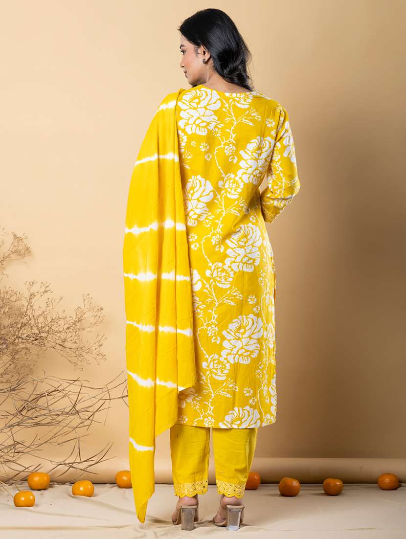 women three quarter sleeve kurta pant with dupatta set - 21766751 -  Standard Image - 4