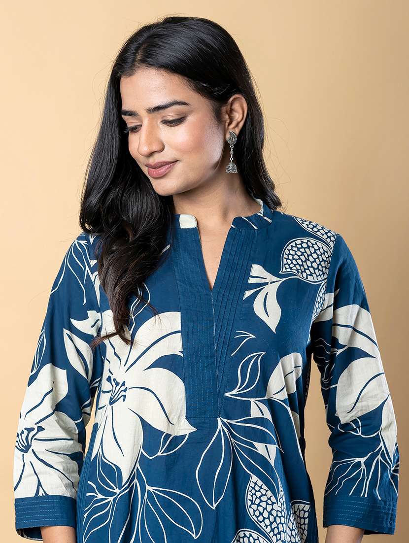 women three quarter sleeve kurta palazzo set - 21766779 - Standard Image - 4