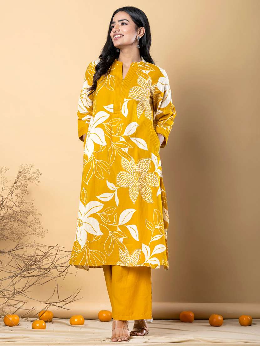 women three quarter sleeve kurta palazzo set - 21766786 -  Standard Image - 1