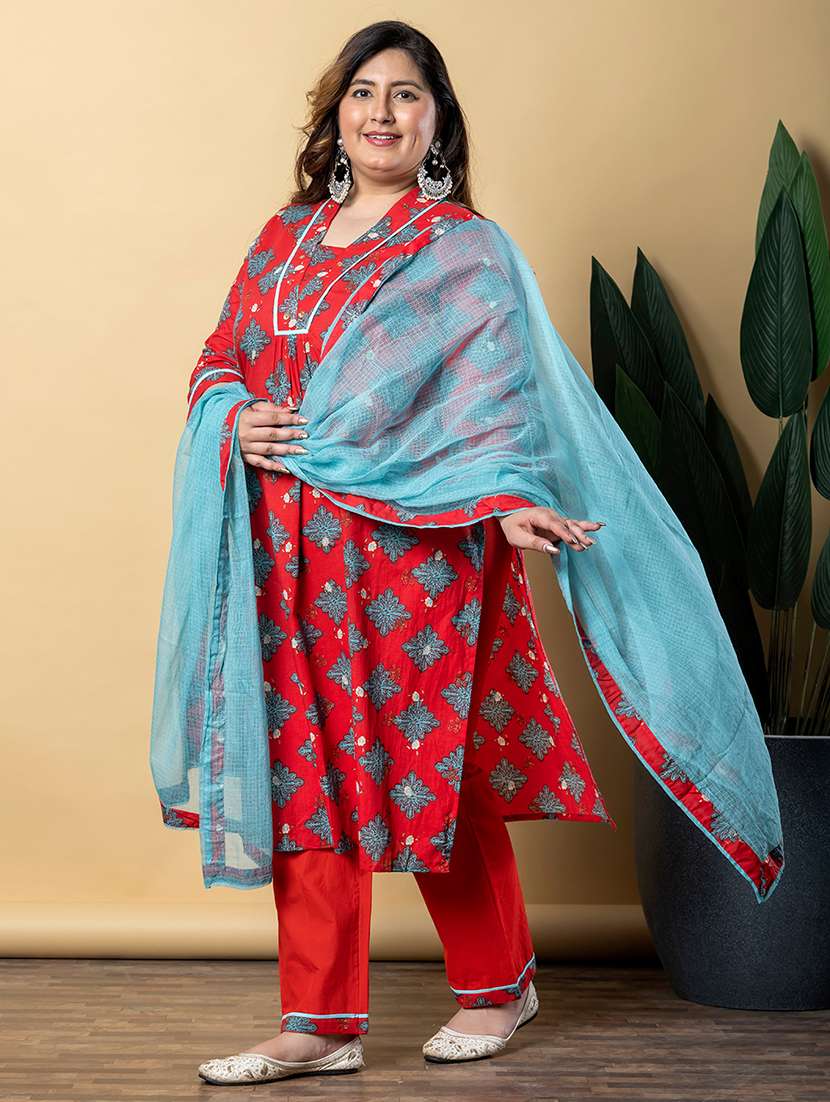 women three quarter sleeve kurta pant with dupatta set - 21766878 - Standard Image - 1