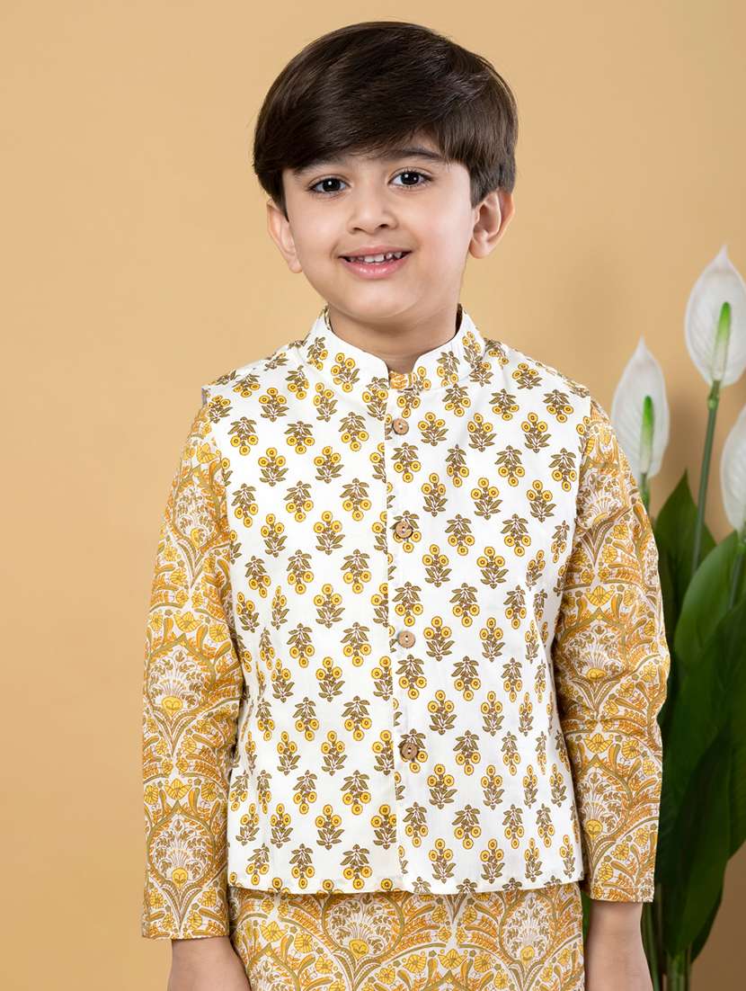boys printed long sleeves kurta pyjama with jacket set - 21766929 - Standard Image - 4