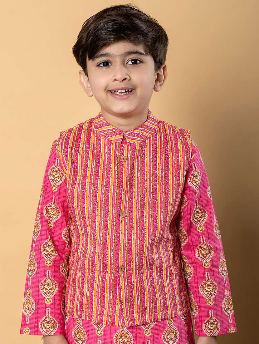 boys printed long sleeves kurta pyjama with jacket set - 21766946 -  Standard Image - 4