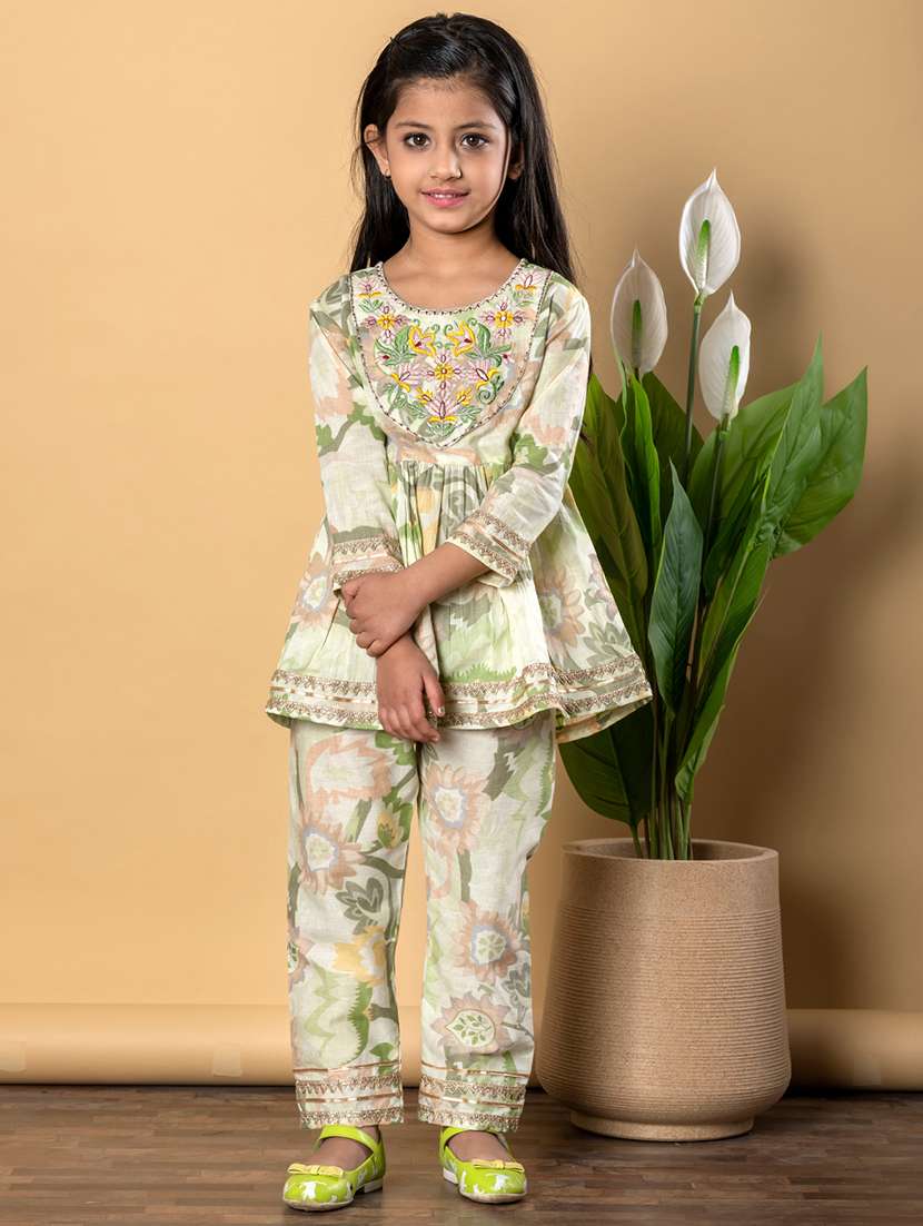 girls three quarter sleeve kurta pant set - 21766981 -  Standard Image - 1
