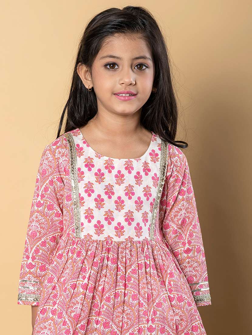 girls three quarter sleeve kurta sharara set - 21766989 -  Standard Image - 4