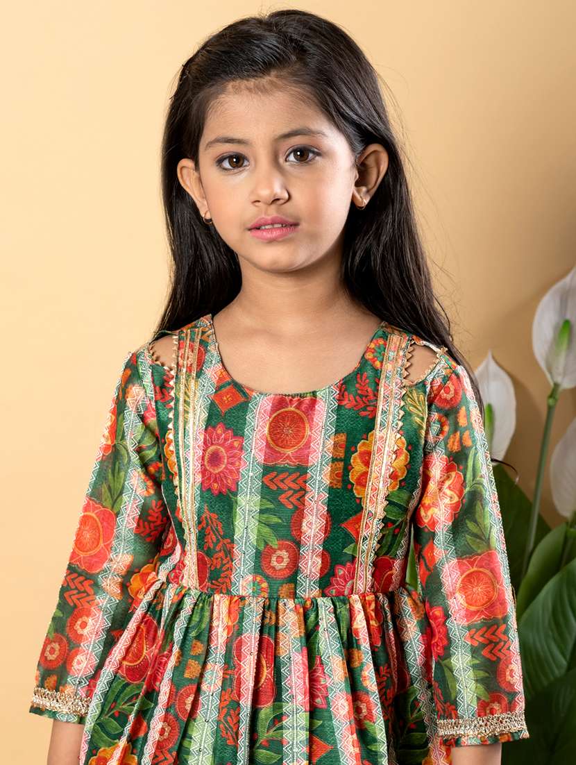 girls three quarter sleeve kurta sharara set - 21766991 -  Standard Image - 4