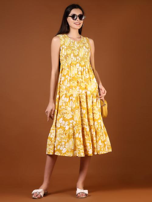 women floral printed sleeveless tiered dress - 21767038 -  Standard Image - 0