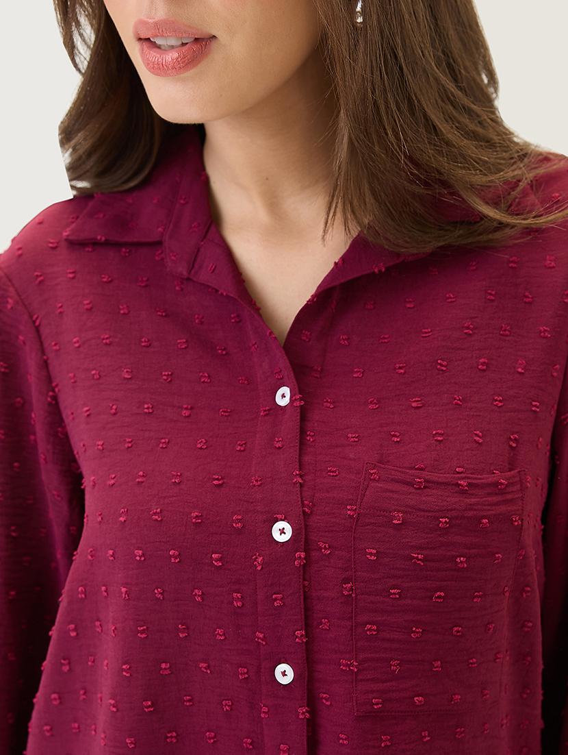 globus women maroon cuffed sleeves self design chest pocket curved hem shirt - 21767547 - Standard Image - 4