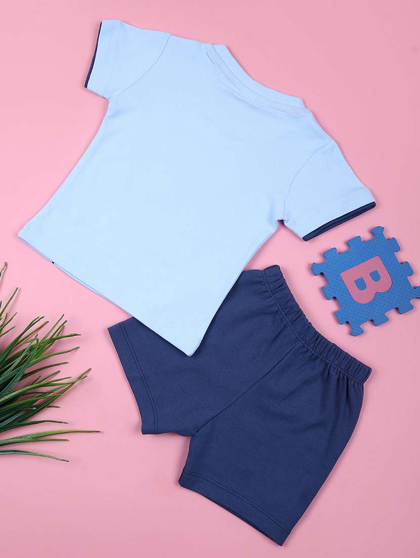 boys printed t-shirt & shorts casual wear set - 21767811 -  Standard Image - 1