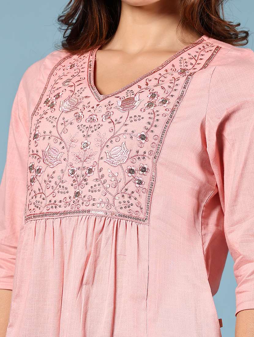women embroidered v-neck a-line kurti - 21767859 - Standard Image - 4