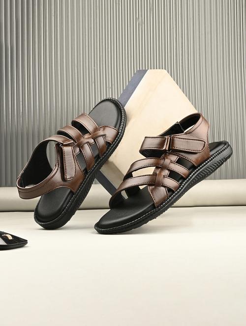 men brown back strap sandal - 21767946 -  Standard Image - 0