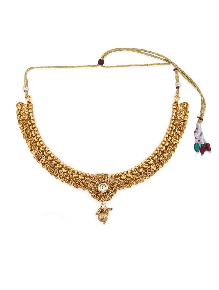 women gold necklace with earrings set - 21775529 -  Standard Image - 1