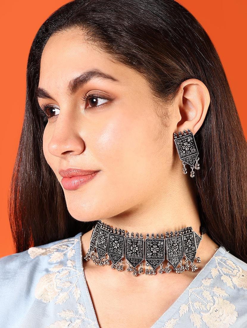 alloy silver necklace earring jewellery set - 21775567 - Standard Image - 1