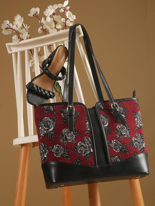 women zip closure casual handbag - 21785015 -  Standard Image - 0