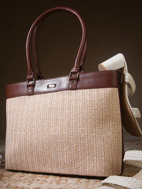 women zip closure casual handbag - 21785017 - Standard Image - 0