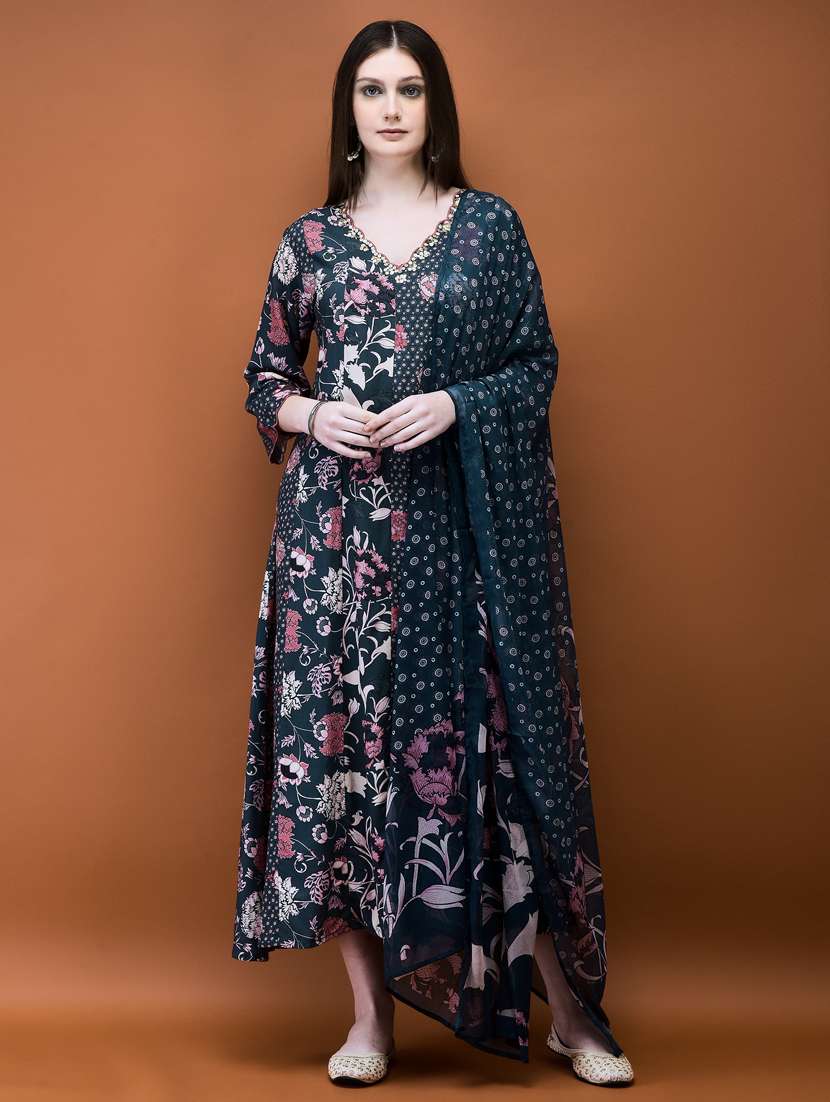 women three quarter sleeve kurta dupatta set