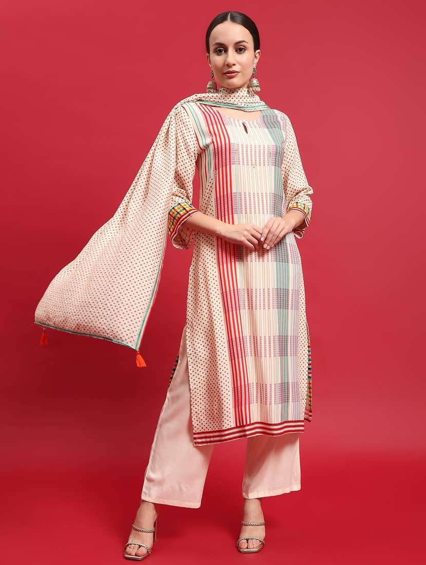 women three quarter sleeve kurta pant with dupatta set - 21785505 -  Standard Image - 1