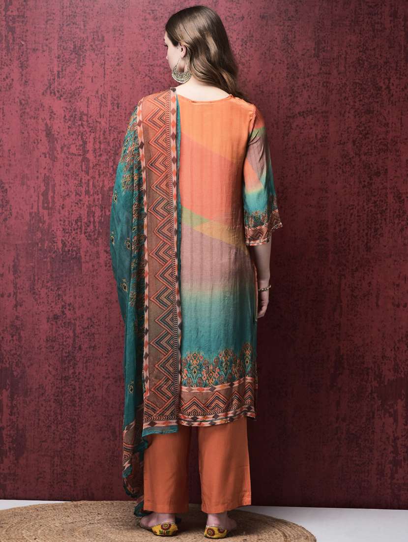 women three quarter sleeve kurta pant with dupatta set - 21785516 -  Standard Image - 4