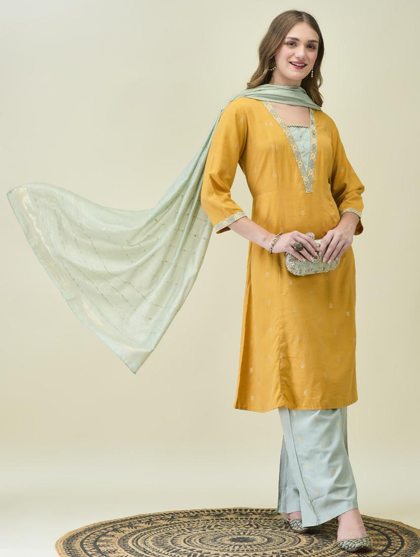 women three quarter sleeve kurta palazzo with dupatta set - 21785518 - Standard Image - 4