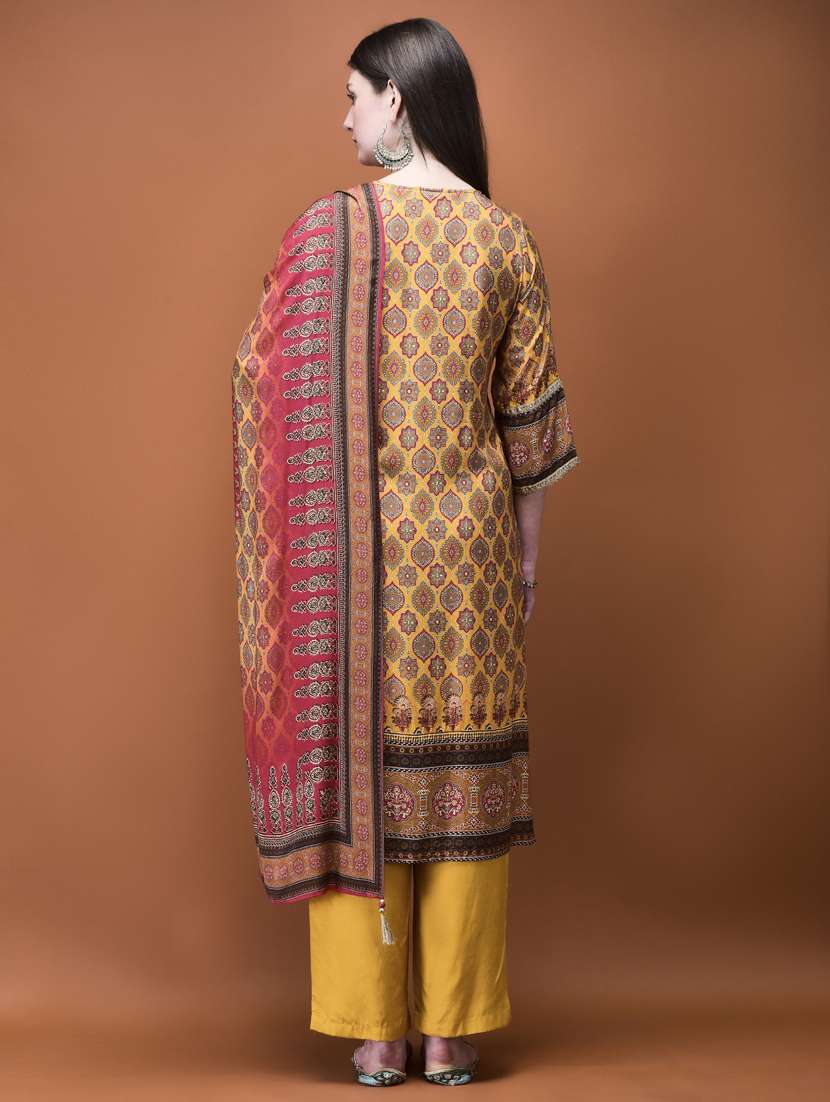 women three quarter sleeve kurta pant with dupatta set - 21785525 - Standard Image - 4