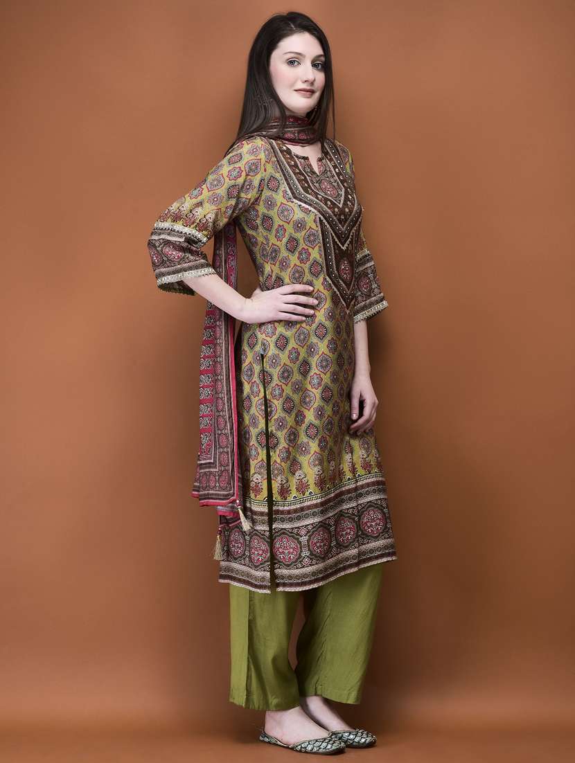 women three quarter sleeve kurta pant with dupatta set - 21785526 -  Standard Image - 1