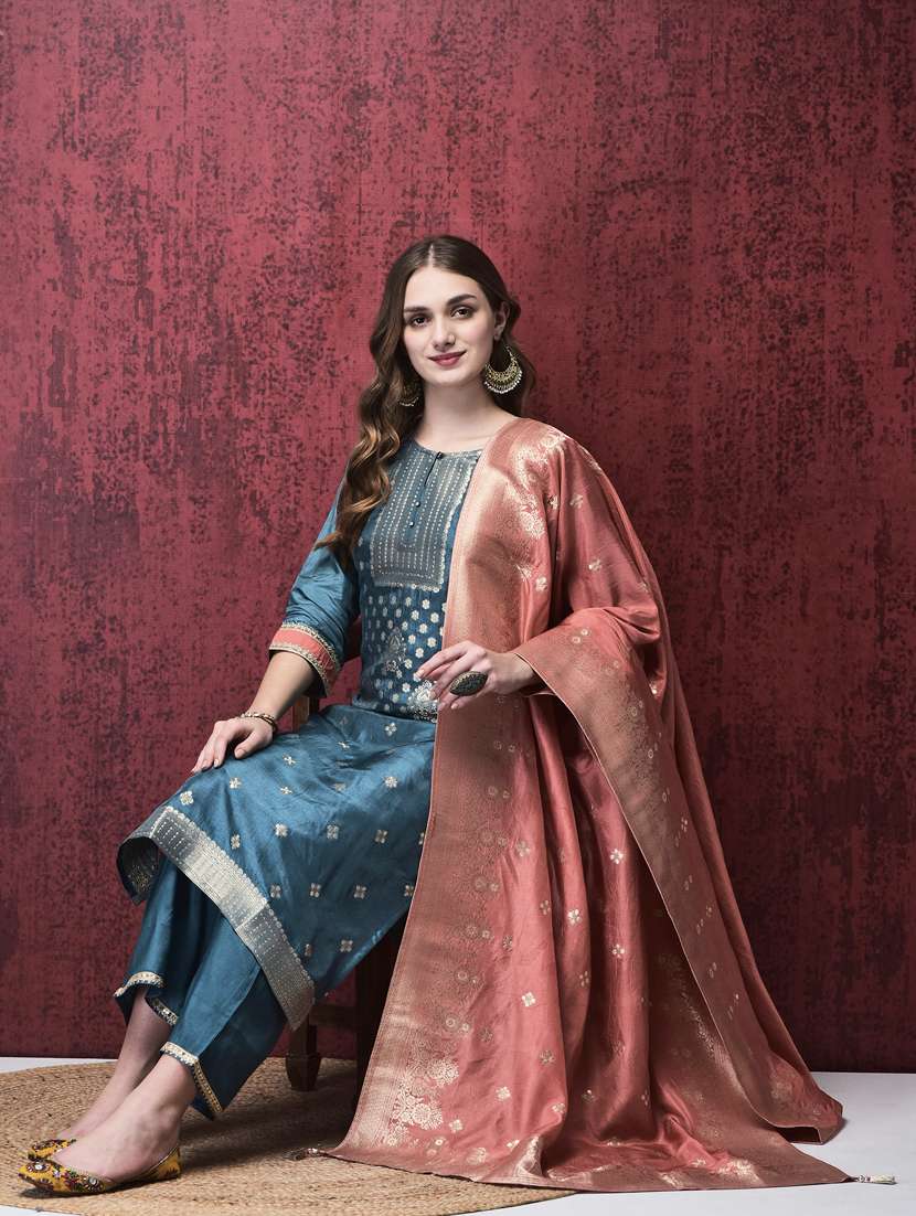 women three quarter sleeve kurta pant with dupatta set - 21785532 -  Standard Image - 4