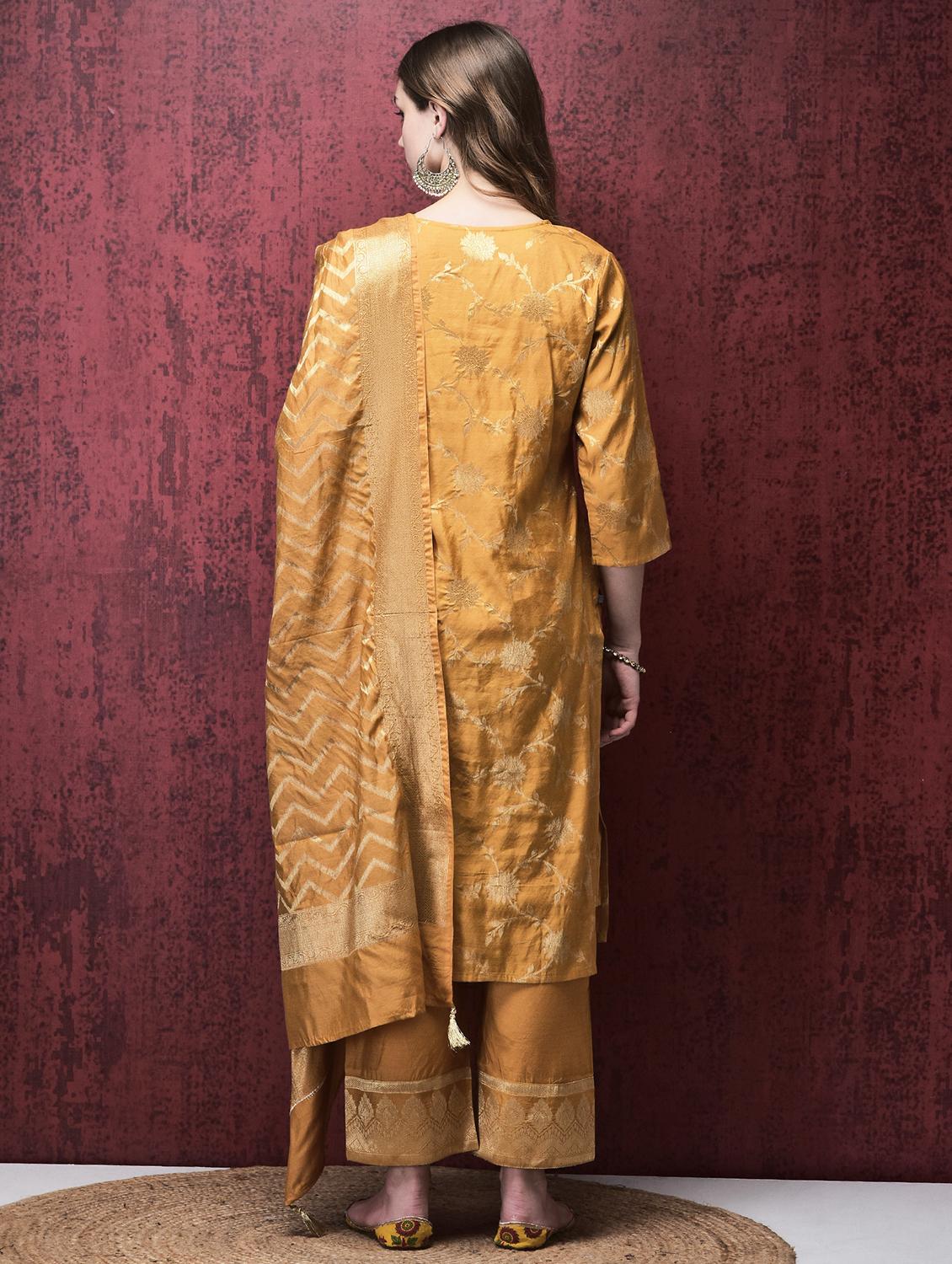 women three quarter sleeve kurta pant with dupatta set - 21785538 - Standard Image - 4