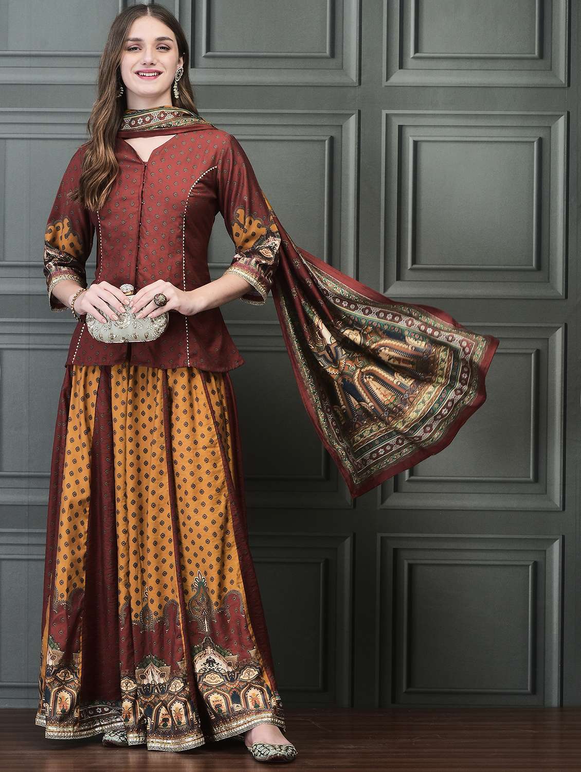 women maroon paisley printed kurta skirt with dupatta set - 21785539 - Standard Image - 4