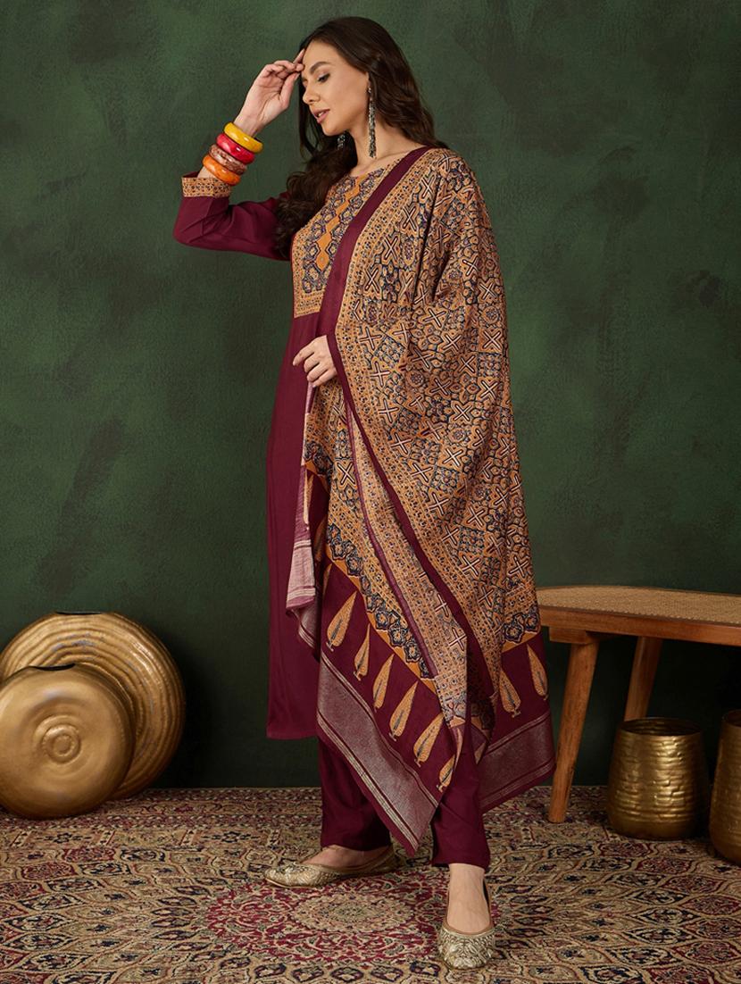 women three quarter sleeve kurta pant with dupatta set - 21785586 - Standard Image - 1