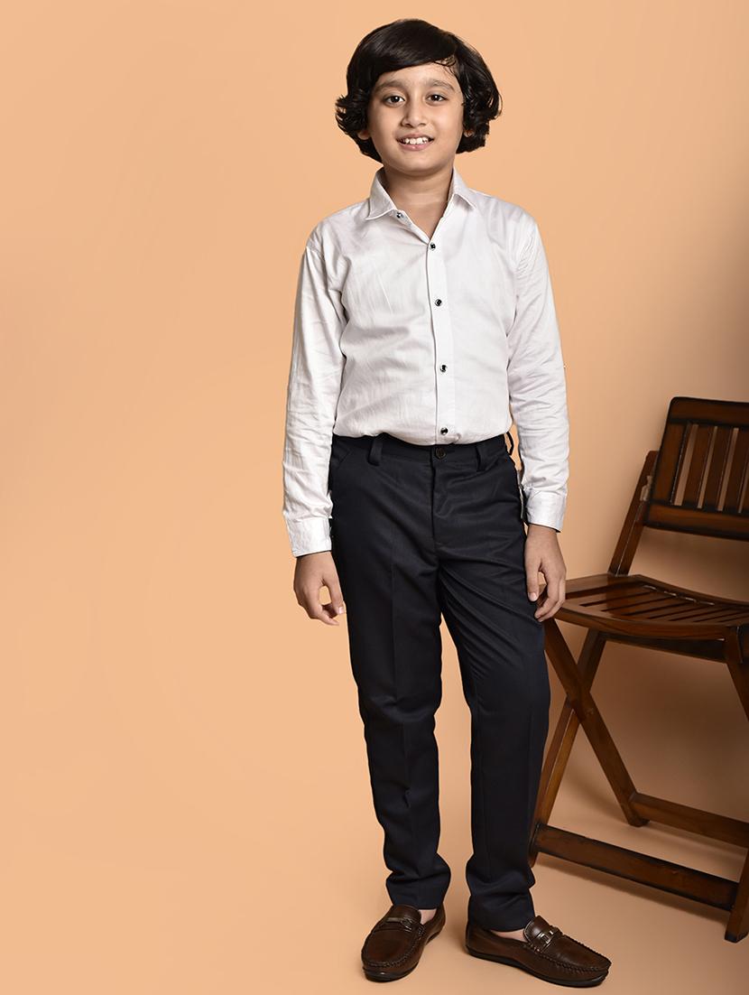 boys solid mid rise casual chinos - 21786365 - Standard Image - 4