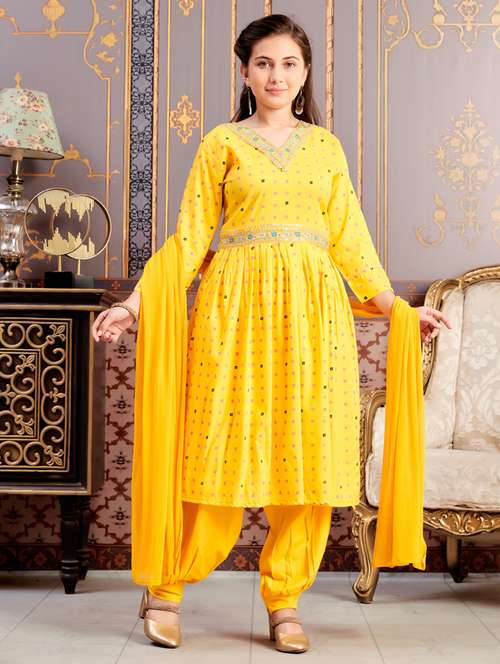 girls three quarter sleeve kurta salwar with dupatta set - 21786446 -  Standard Image - 0
