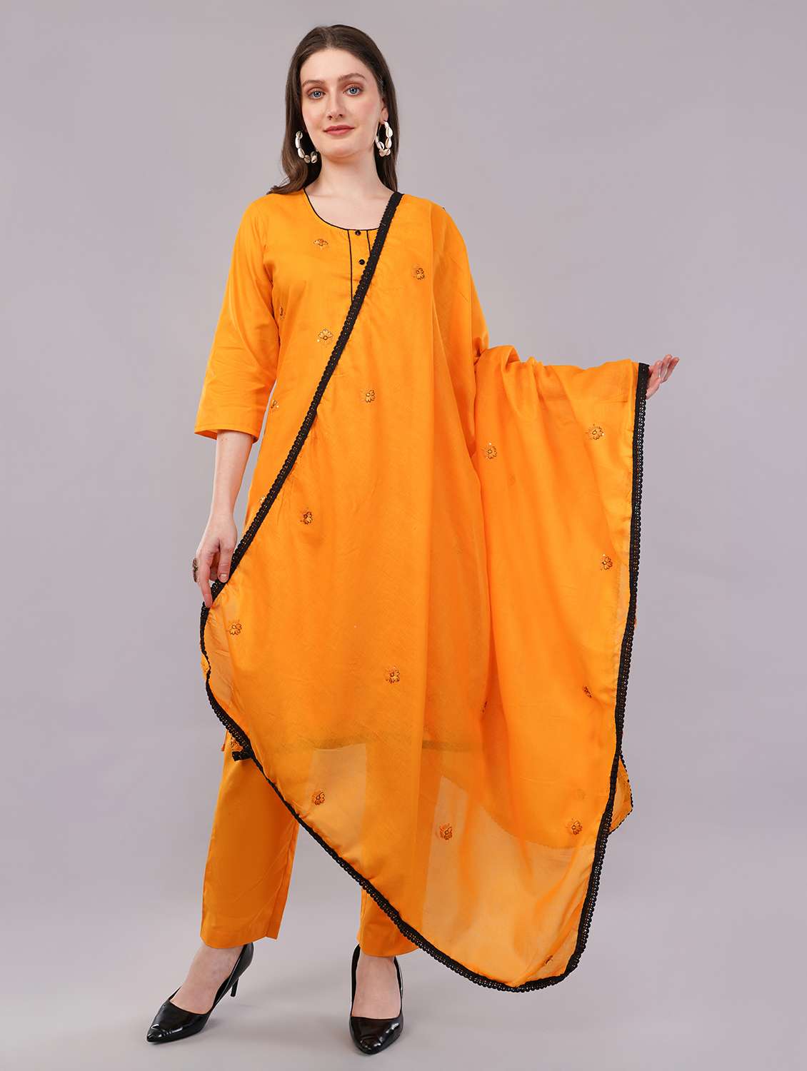 women three quarter sleeve kurta pant with dupatta set - 21786773 -  Standard Image - 1