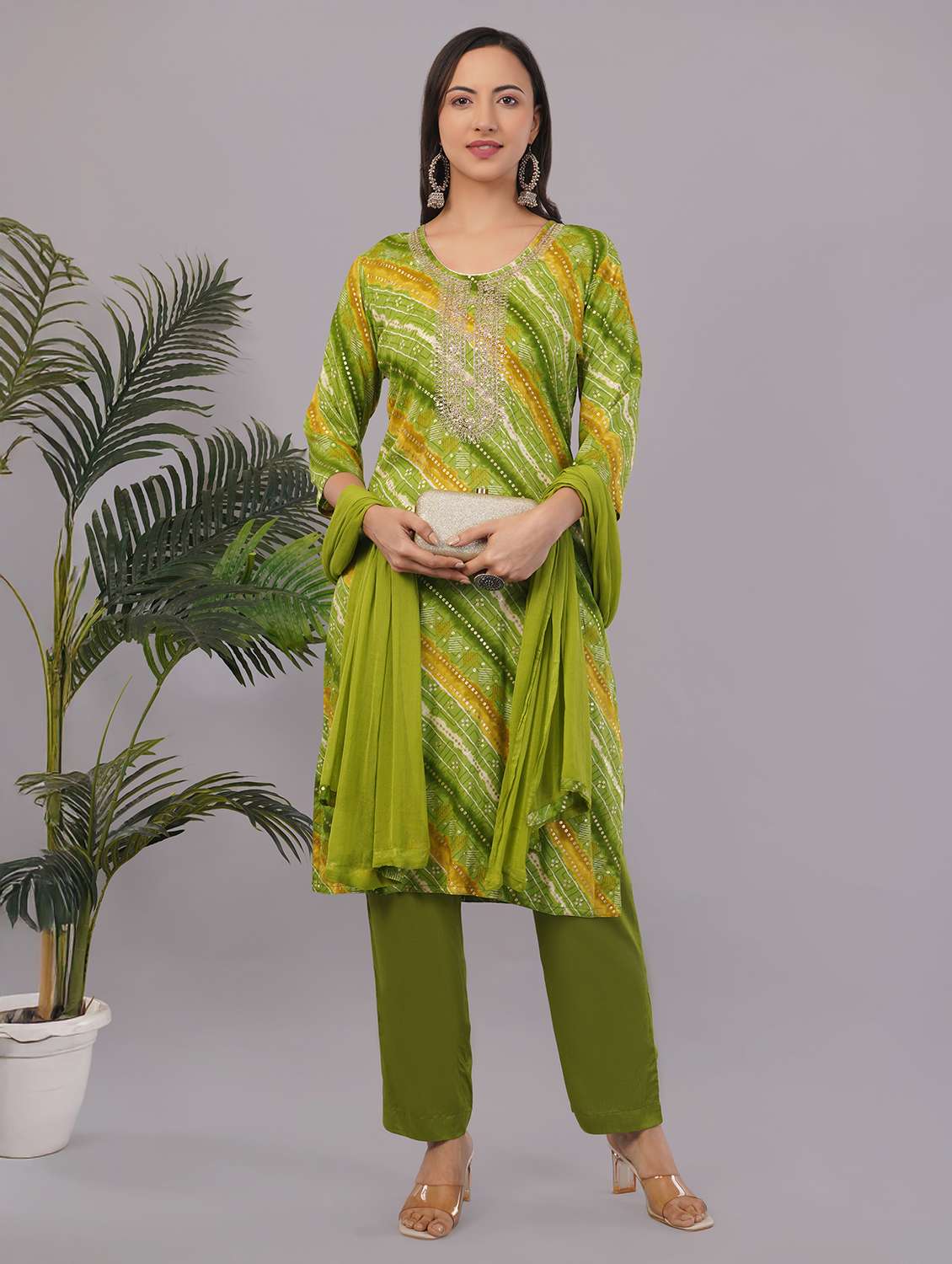 women three quarter sleeve kurta pant with dupatta set - 21786775 - Standard Image - 4